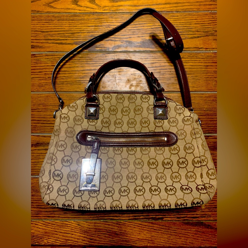 AUTHENTIC Michael Kors Monogram Purse
